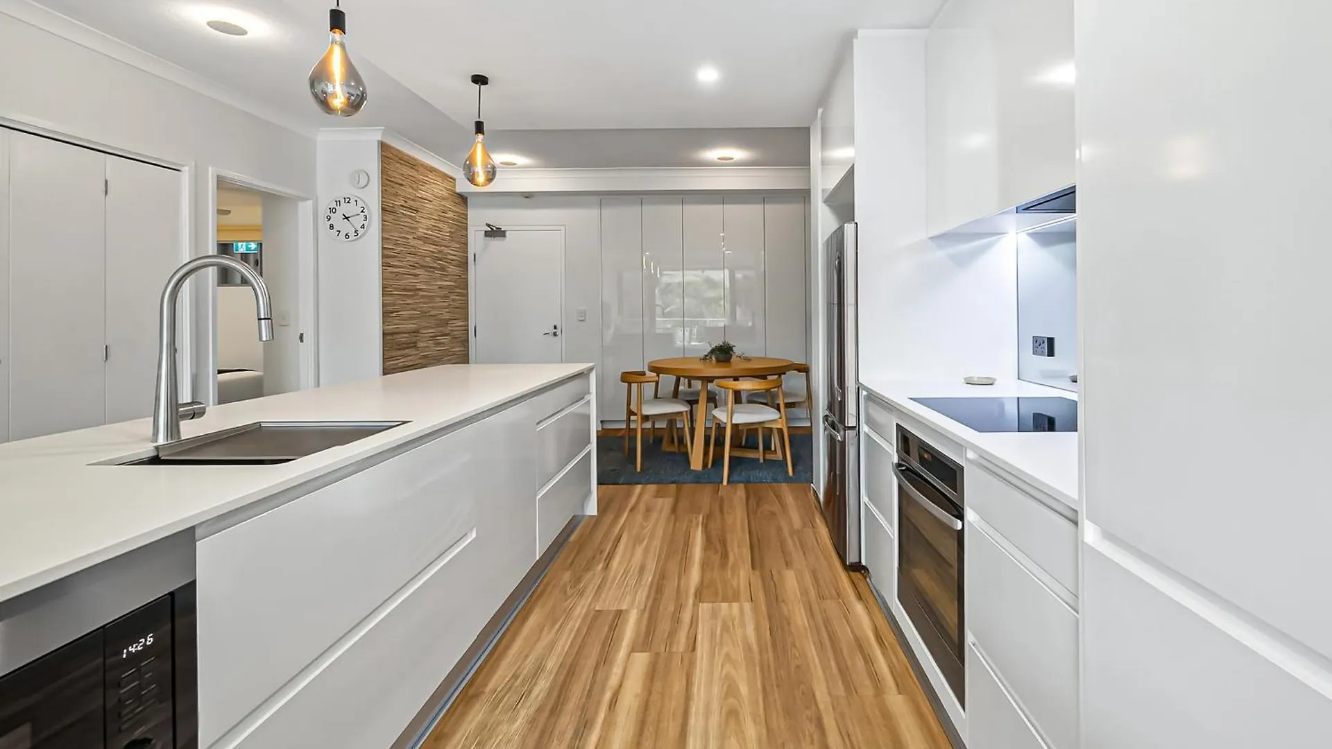 Karmasea Beachside Holiday 2 Bedroom Apartment アレクサンドラ・ヘッドランド