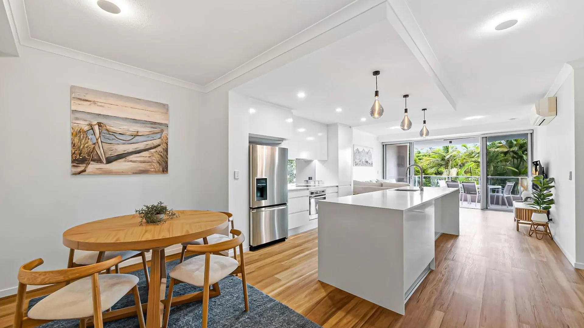 Karmasea Beachside Holiday 2 Bedroom Apartment アレクサンドラ・ヘッドランド
